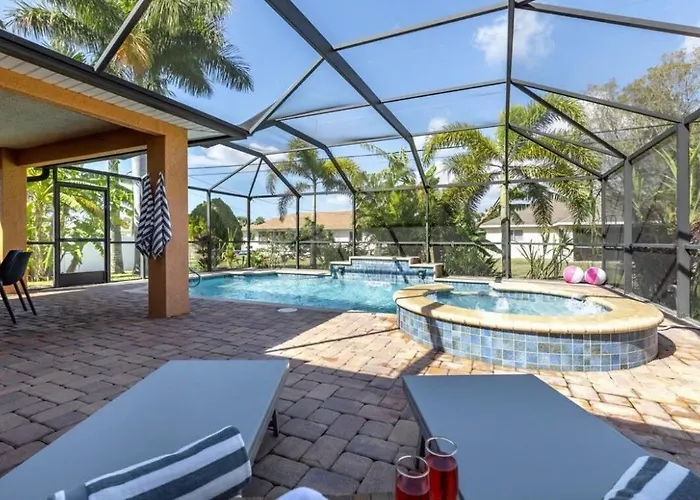 Tranquil Palms Heated Pool Spa Outdoor Tv & More