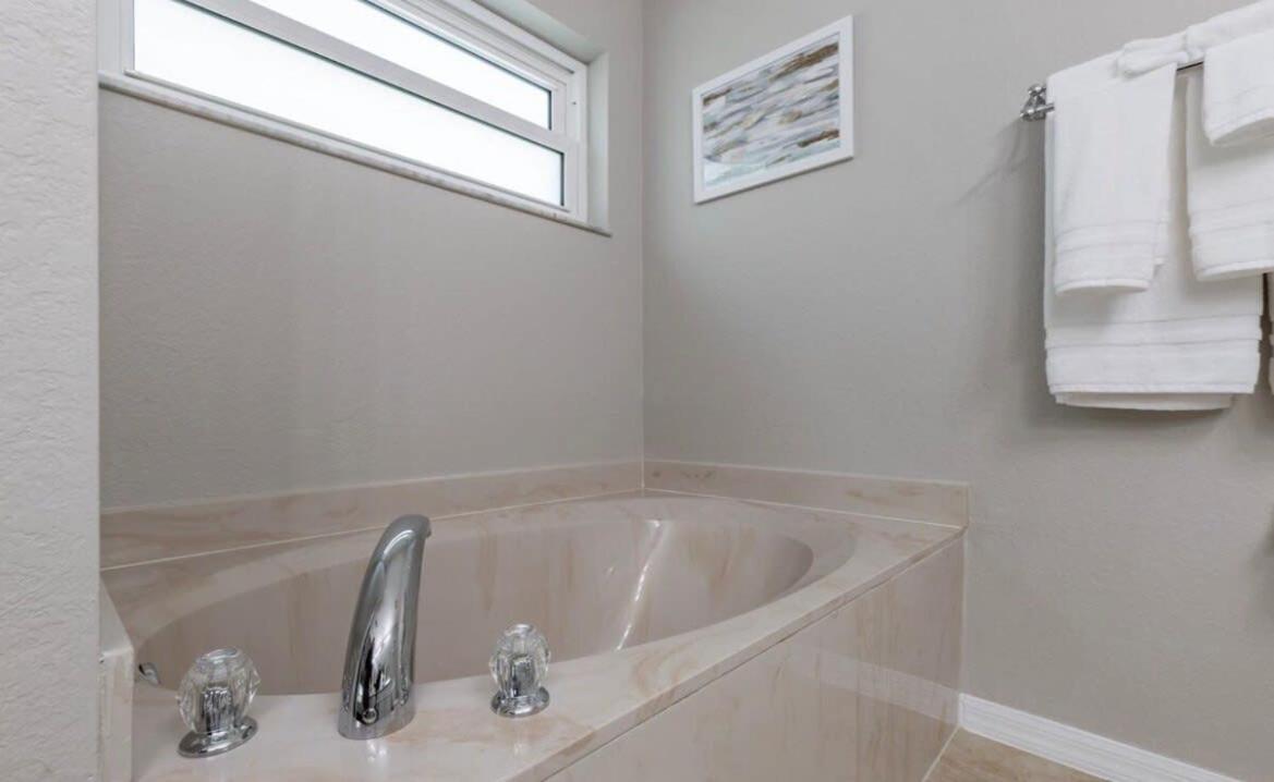 Holiday home Tranquil Palms Heated Pool Outdoor Tv &