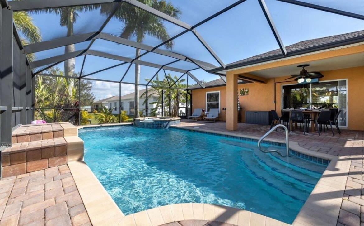 Tranquil Palms Heated Pool Outdoor Tv & Hébergement de vacances *