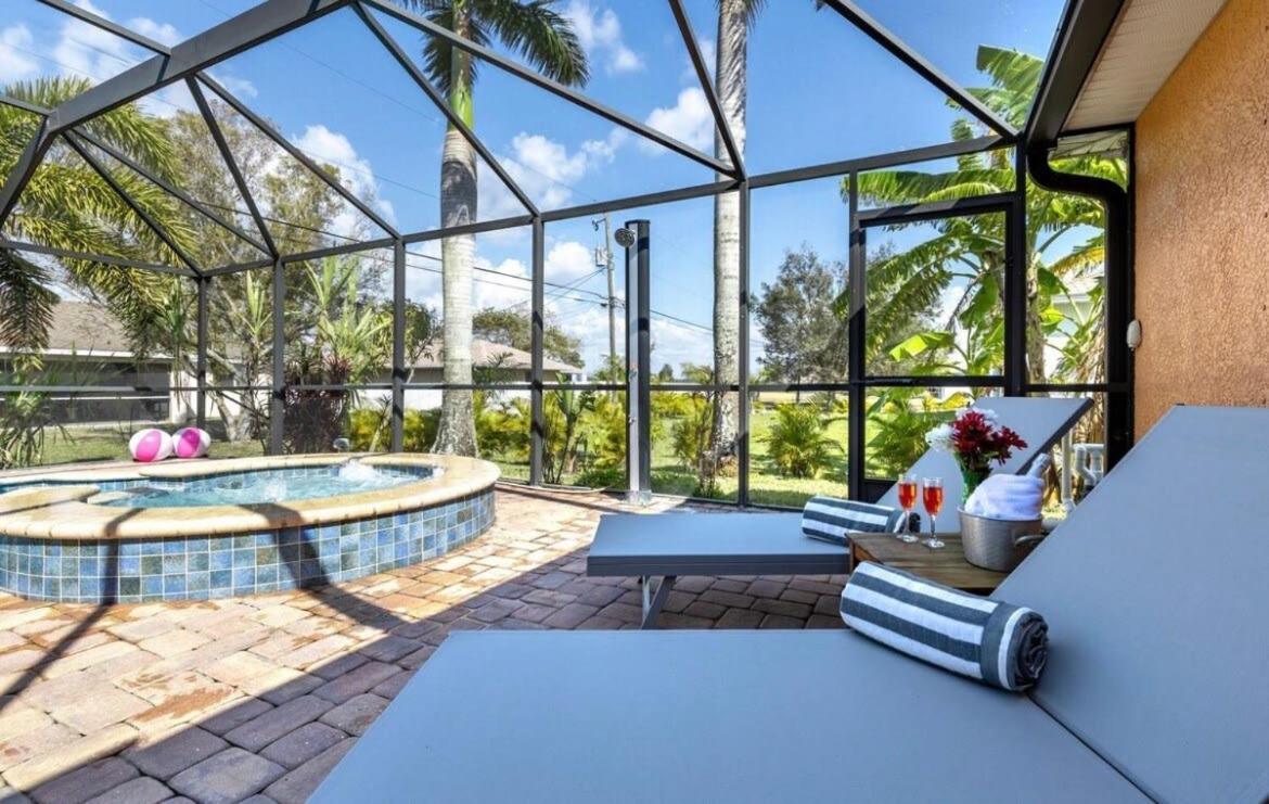 Hébergement de vacances Tranquil Palms Heated Pool Outdoor Tv &