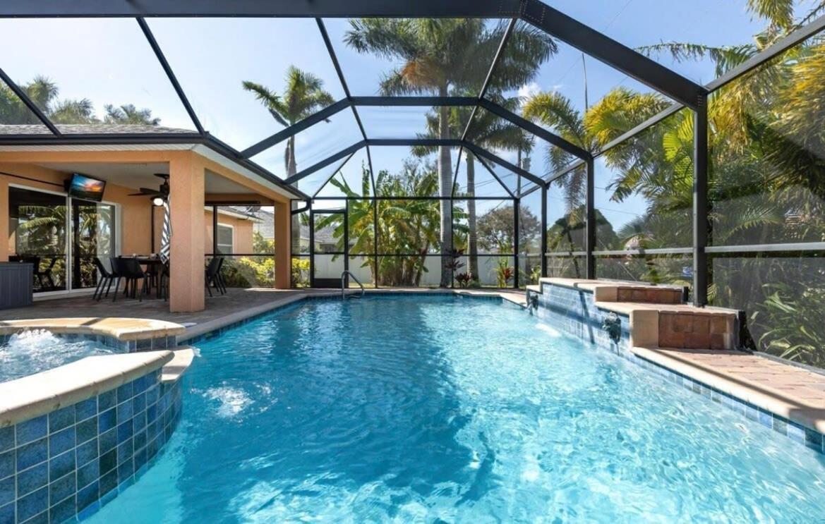 Tranquil Palms Heated Pool Outdoor Tv & Hébergement de vacances *